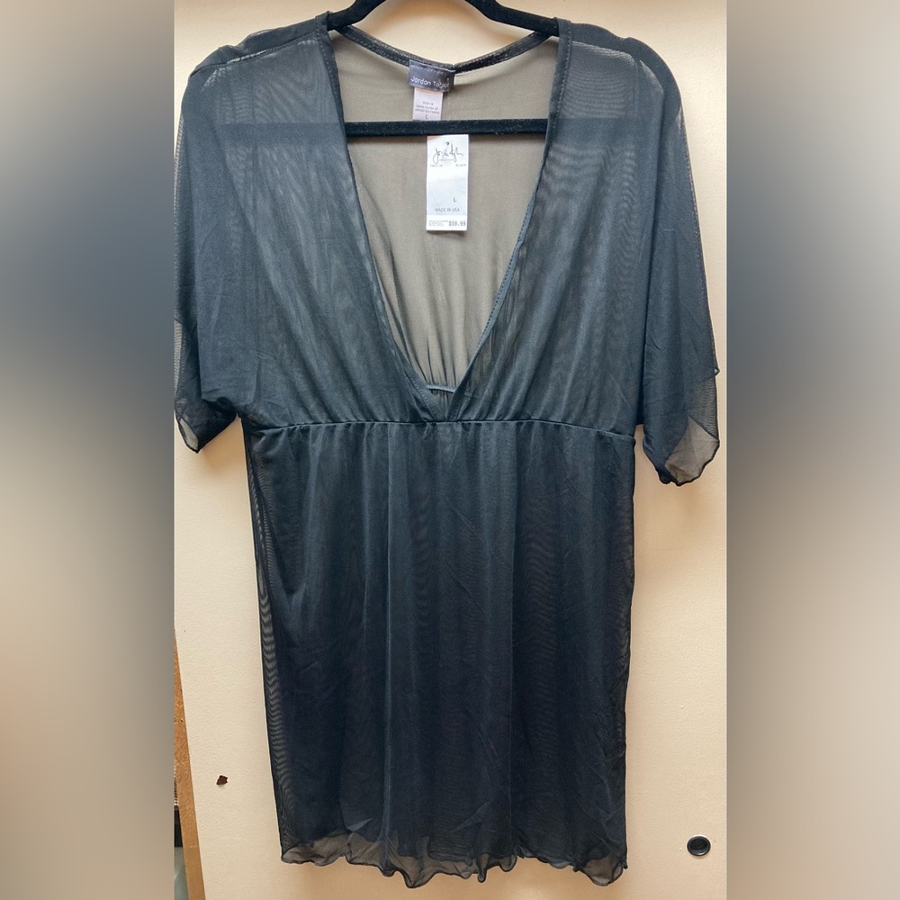 Jordan Taylor black mesh top. NWT